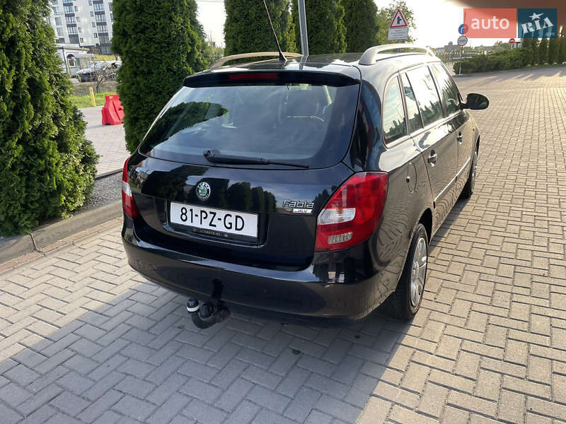Универсал Skoda Fabia 2008 в Городке