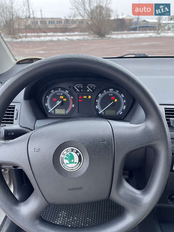 Хэтчбек Skoda Fabia 2006 в Чернигове фото 7 Хэтчбек Skoda Fabia 2006 в Чернигове