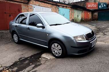 Седан Skoda Fabia 2005 в Виннице