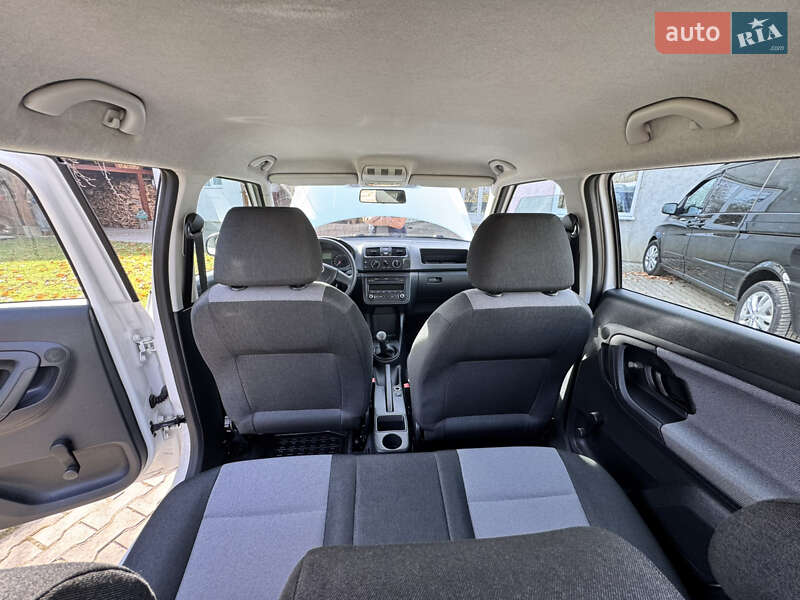 Хэтчбек Skoda Fabia 2010 в Вижнице фото 13 Хэтчбек Skoda Fabia 2010 в Вижнице