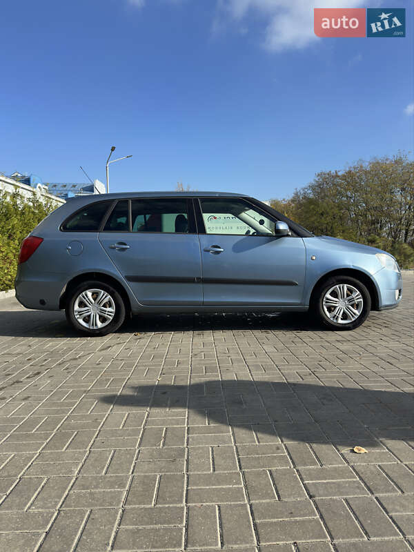 Универсал Skoda Fabia 2008 в Днепре фото 3 Универсал Skoda Fabia 2008 в Днепре