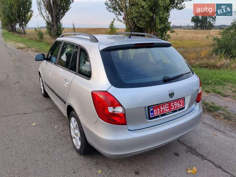 Универсал Skoda Fabia 2010 в Барышевке