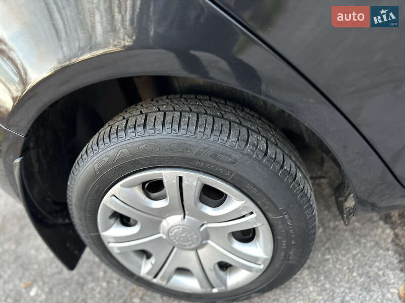 Хэтчбек Skoda Fabia 2007 в Харькове