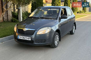 Хетчбек Skoda Fabia 2008 в Києві