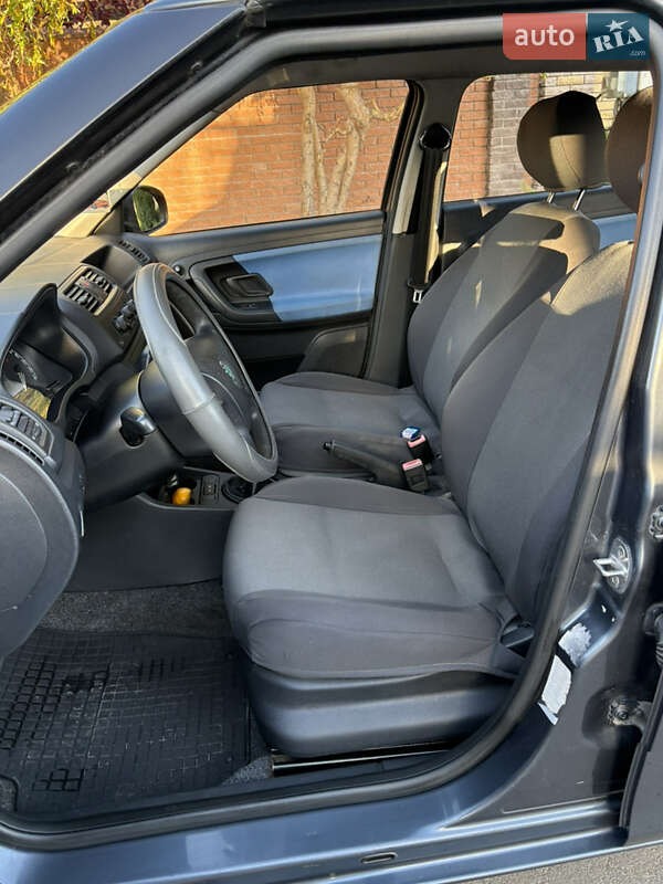 Хэтчбек Skoda Fabia 2008 в Киеве