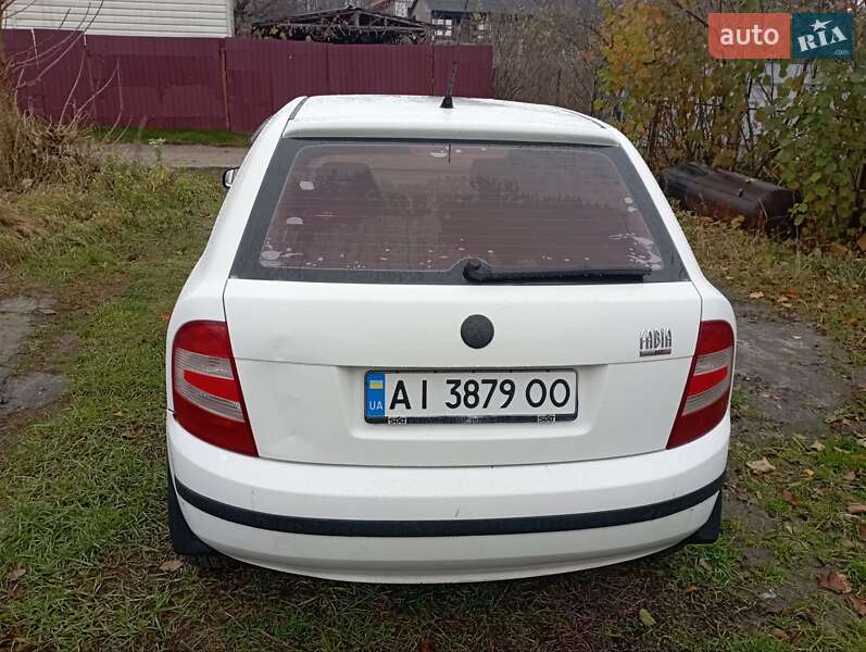 Хетчбек Skoda Fabia 2006 в Києві