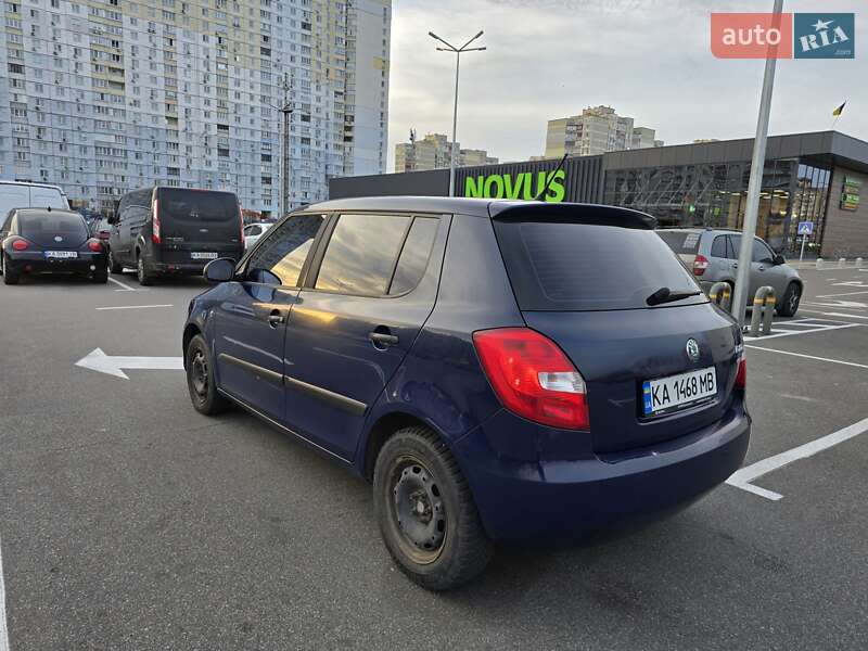 Хетчбек Skoda Fabia 2012 в Києві
