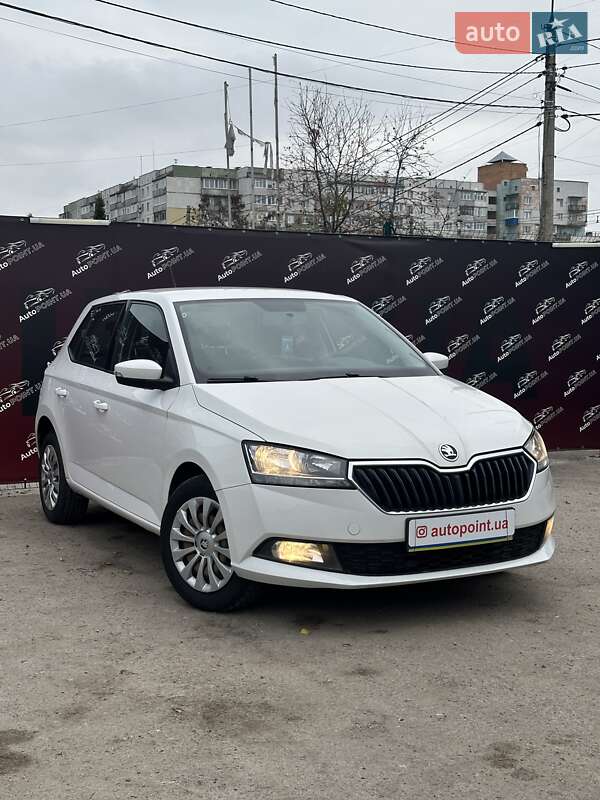 Хэтчбек Skoda Fabia 2019 в Сумах