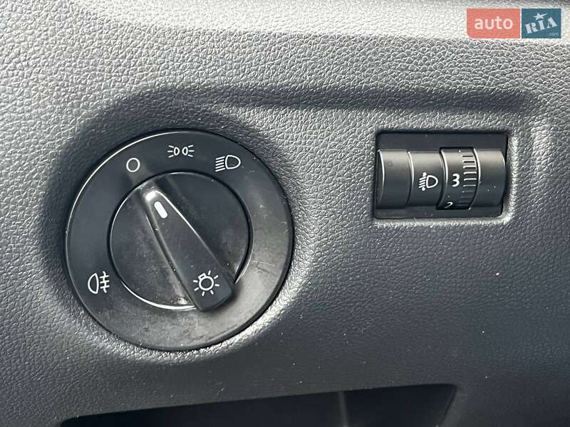 Хэтчбек Skoda Fabia 2013 в Киеве фото 20 Хэтчбек Skoda Fabia 2013 в Киеве