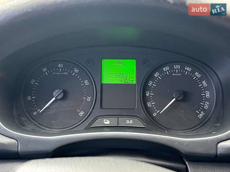 Хэтчбек Skoda Fabia 2013 в Киеве фото 15 Хэтчбек Skoda Fabia 2013 в Киеве