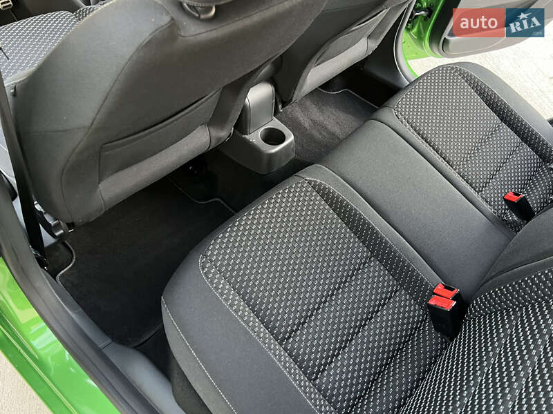 Хетчбек Skoda Fabia 2011 в Луцьку фото 90 Хетчбек Skoda Fabia 2011 в Луцьку