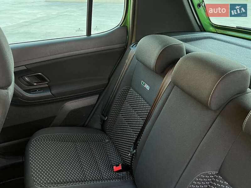 Хетчбек Skoda Fabia 2011 в Луцьку фото 170 Хетчбек Skoda Fabia 2011 в Луцьку