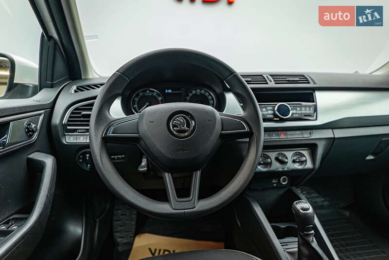 Хэтчбек Skoda Fabia 2018 в Киеве