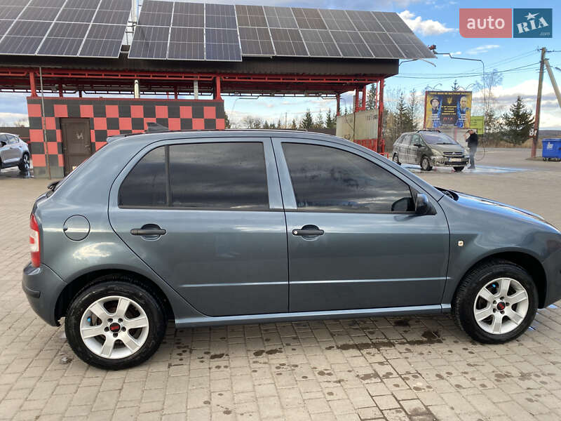 Хетчбек Skoda Fabia 2005 в Івано-Франківську