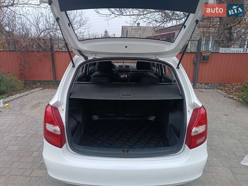 Универсал Skoda Fabia 2013 в Томаковке