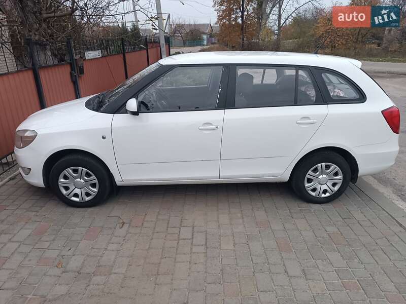 Универсал Skoda Fabia 2013 в Томаковке