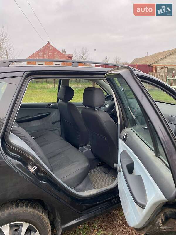 Универсал Skoda Fabia 2001 в Сумах фото 7 Универсал Skoda Fabia 2001 в Сумах