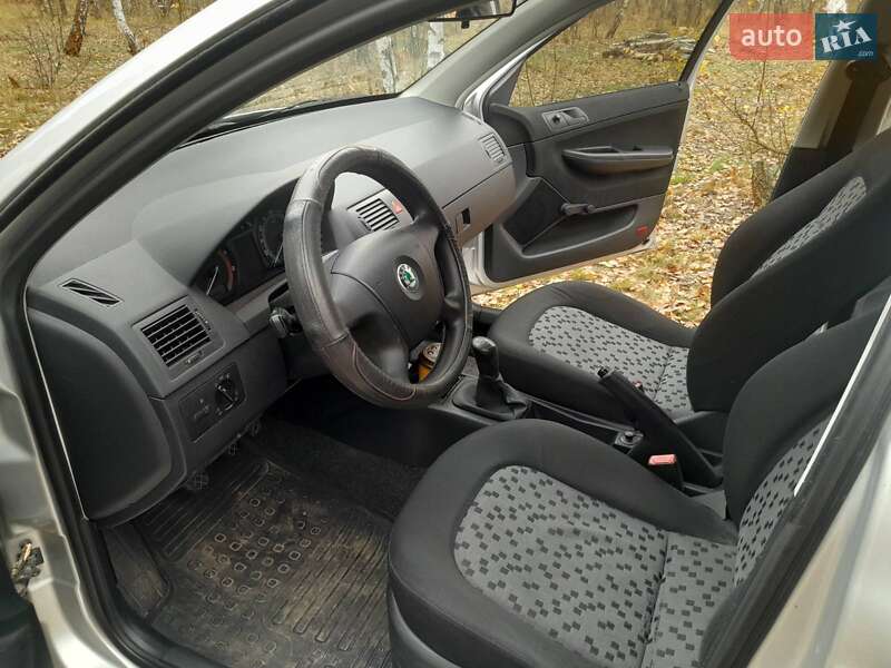 Хэтчбек Skoda Fabia 2007 в Киеве фото 9 Хэтчбек Skoda Fabia 2007 в Киеве