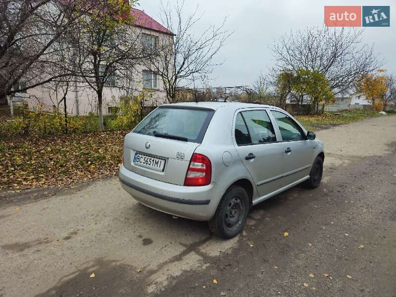 Хетчбек Skoda Fabia 2001 в Рівному