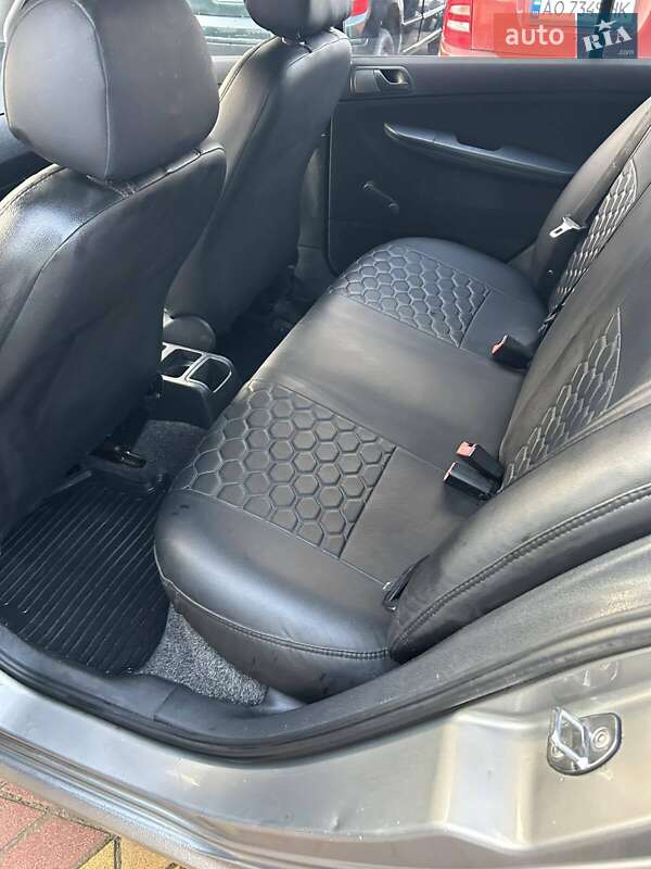 Хэтчбек Skoda Fabia 2007 в Мукачево