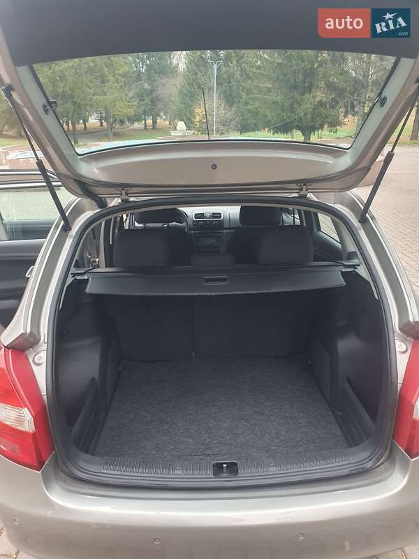 Универсал Skoda Fabia 2008 в Ровно фото 16 Универсал Skoda Fabia 2008 в Ровно