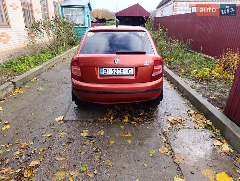 Хэтчбек Skoda Fabia 2006 в Зенькове