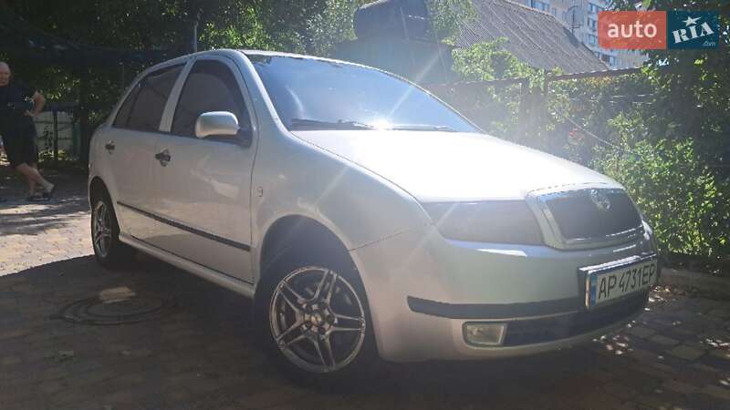 Хетчбек Skoda Fabia 2004 в Запоріжжі фото 2 Хетчбек Skoda Fabia 2004 в Запоріжжі