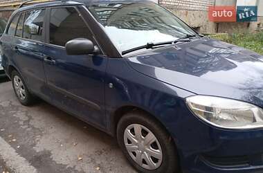 Універсал Skoda Fabia 2010 в Вінниці