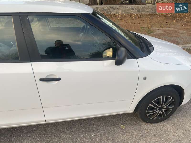Хэтчбек Skoda Fabia 2014 в Мироновке фото 8 Хэтчбек Skoda Fabia 2014 в Мироновке