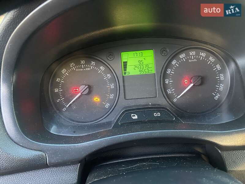 Хэтчбек Skoda Fabia 2014 в Мироновке фото 12 Хэтчбек Skoda Fabia 2014 в Мироновке