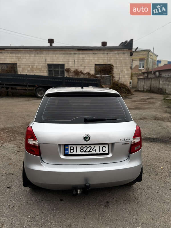 Хэтчбек Skoda Fabia 2011 в Полтаве фото 6 Хэтчбек Skoda Fabia 2011 в Полтаве