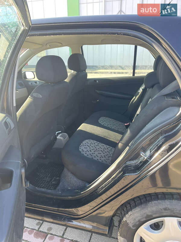 Хэтчбек Skoda Fabia 2005 в Виноградове фото 8 Хэтчбек Skoda Fabia 2005 в Виноградове