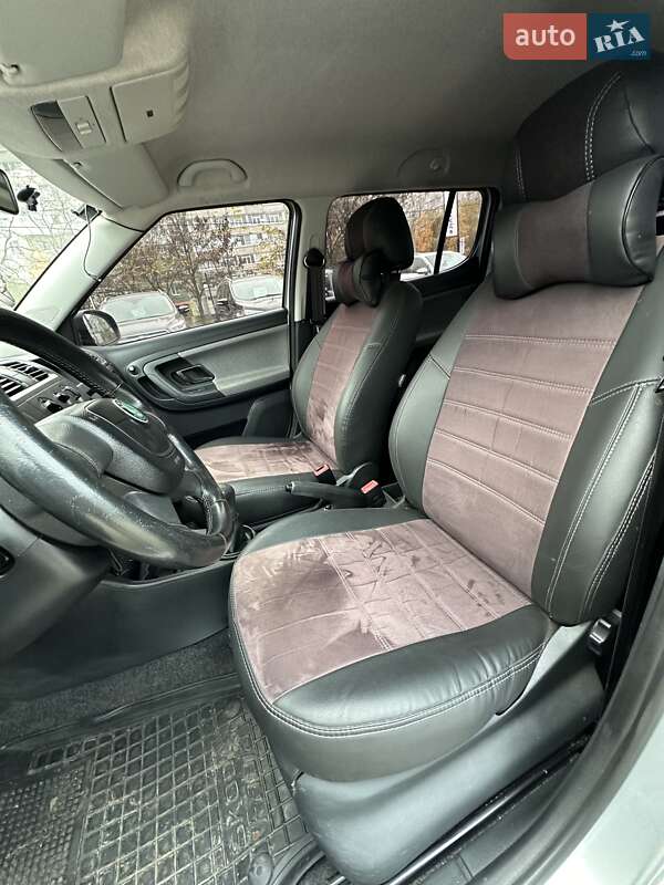 Хетчбек Skoda Fabia 2011 в Сумах фото 13 Хетчбек Skoda Fabia 2011 в Сумах