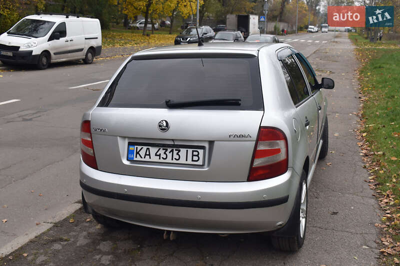 Хэтчбек Skoda Fabia 2006 в Киеве фото 6 Хэтчбек Skoda Fabia 2006 в Киеве