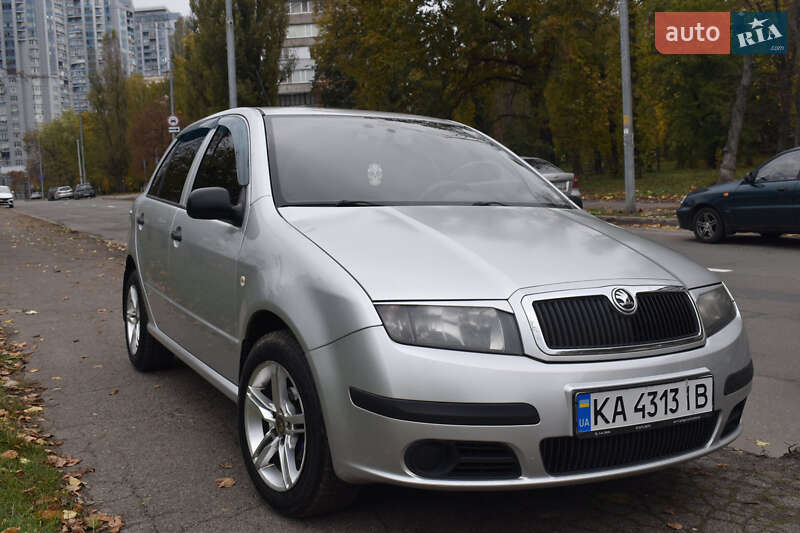 Хэтчбек Skoda Fabia 2006 в Киеве фото 26 Хэтчбек Skoda Fabia 2006 в Киеве
