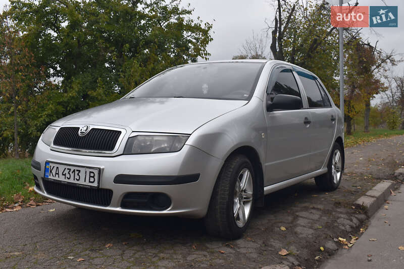 Хэтчбек Skoda Fabia 2006 в Киеве фото 30 Хэтчбек Skoda Fabia 2006 в Киеве
