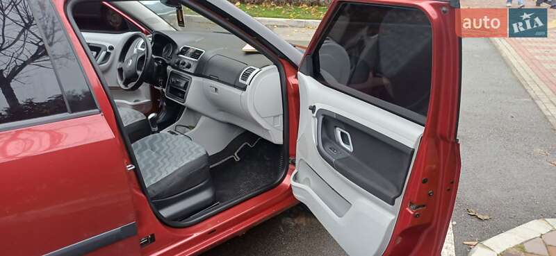 Хэтчбек Skoda Fabia 2007 в Киеве фото 23 Хэтчбек Skoda Fabia 2007 в Киеве