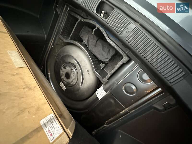 Універсал Skoda Fabia 2009 в Сумах