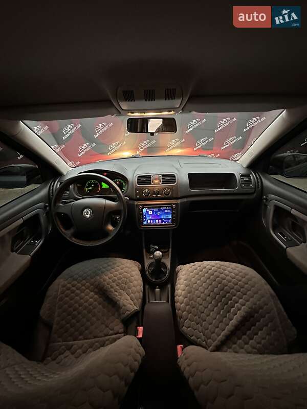Універсал Skoda Fabia 2009 в Сумах