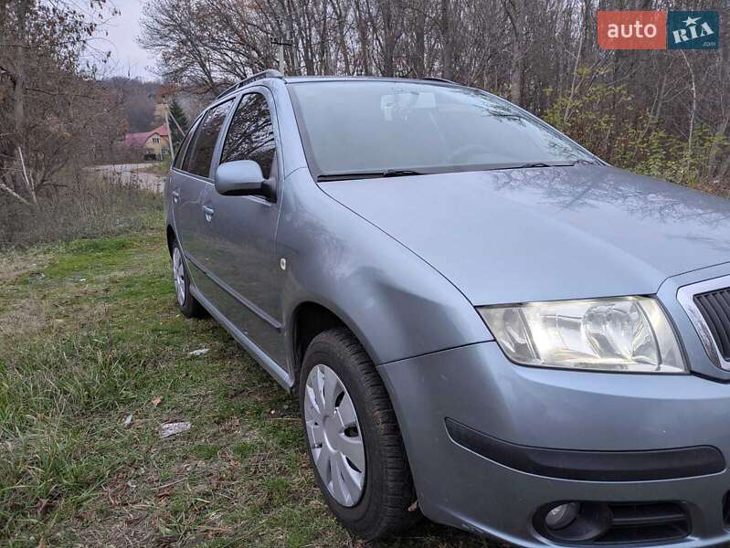 Универсал Skoda Fabia 2006 в Полтаве