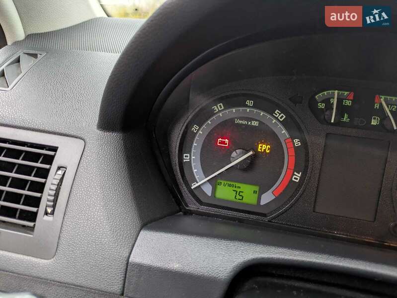 Универсал Skoda Fabia 2006 в Полтаве