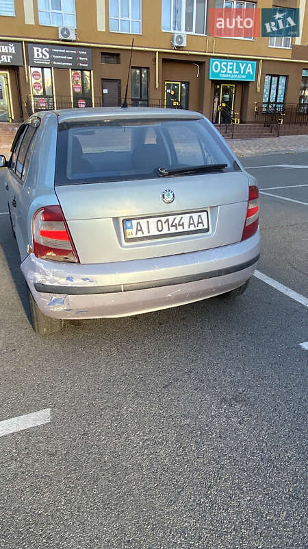 Хэтчбек Skoda Fabia 2005 в Киеве