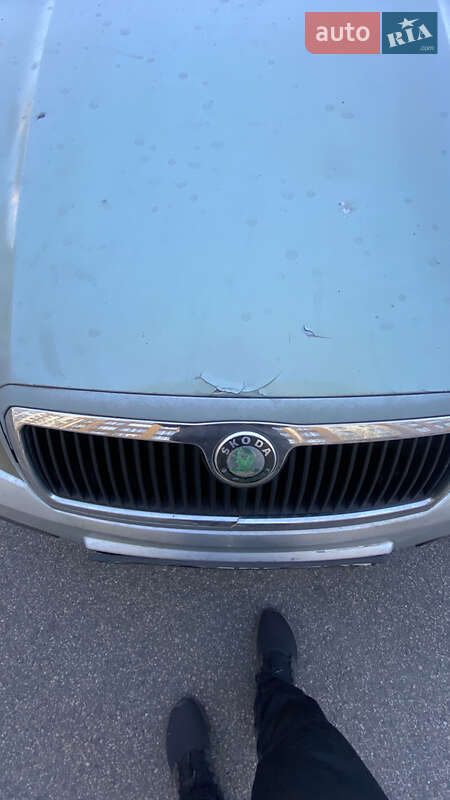 Хэтчбек Skoda Fabia 2005 в Киеве