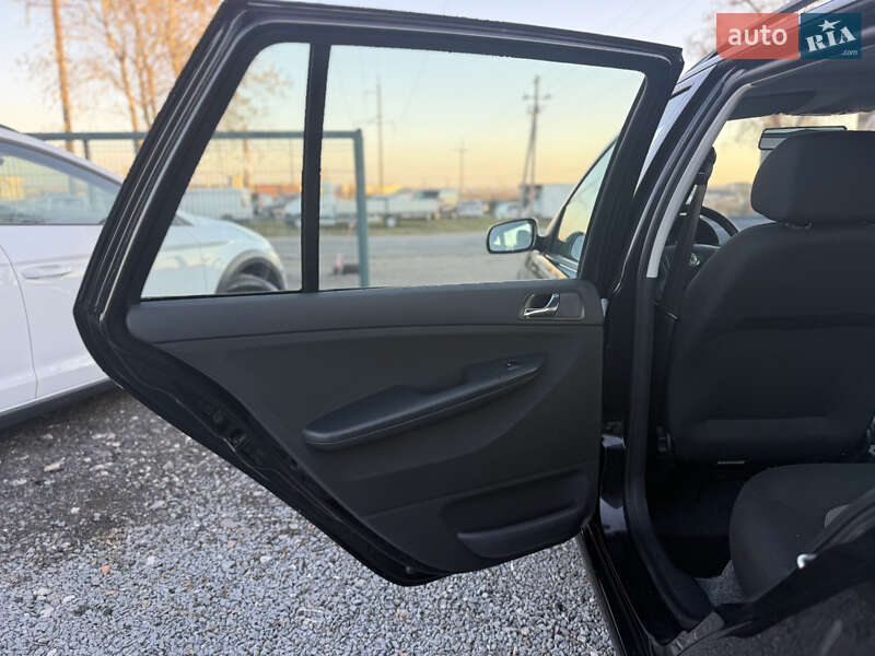 Универсал Skoda Fabia 2007 в Ровно