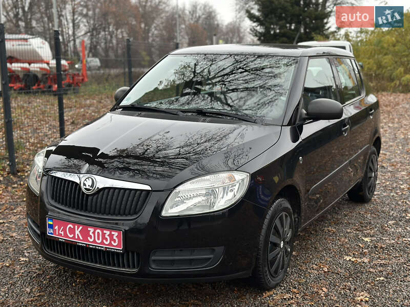 Хэтчбек Skoda Fabia 2009 в Виннице