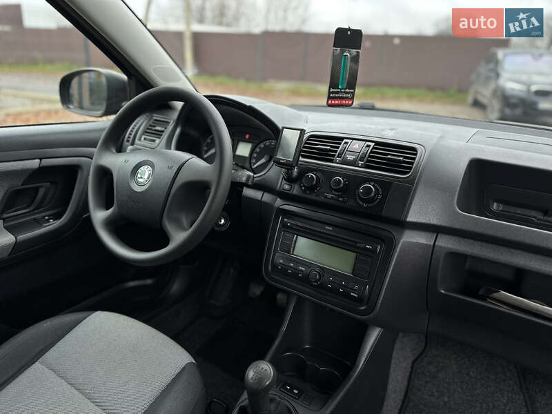 Хэтчбек Skoda Fabia 2009 в Виннице