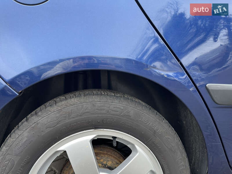 Хэтчбек Skoda Fabia 2008 в Виннице