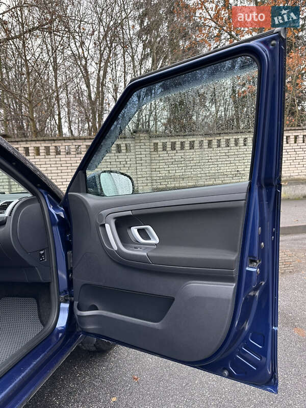 Хэтчбек Skoda Fabia 2008 в Виннице