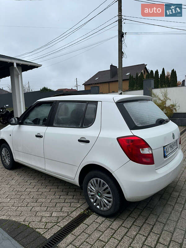 Хэтчбек Skoda Fabia 2012 в Виннице