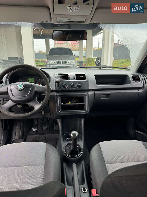 Хэтчбек Skoda Fabia 2012 в Виннице